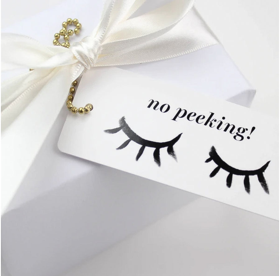 'No Peeking' Gift Tag - Nous Wanderlust Stories