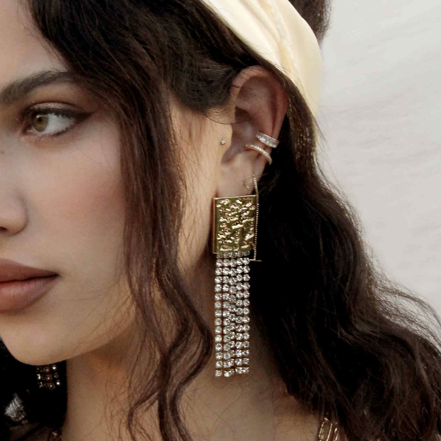 'Stand Out' Crystal 18K Gold Plated Dangle Earrings - Nous Wanderlust Stories