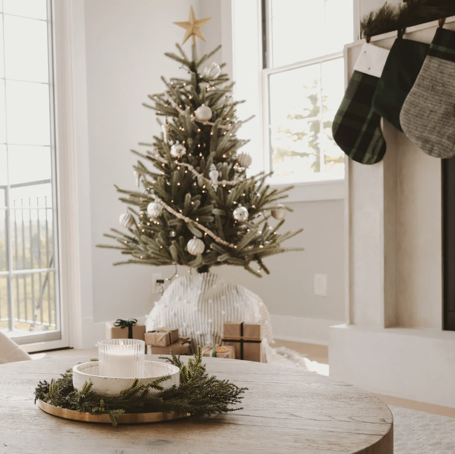 'Warm & Cozy' Soy Candle - Nous Wanderlust Stories