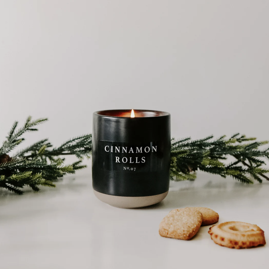 'Cinnamon Rolls' Soy Candle - Nous Wanderlust Stories