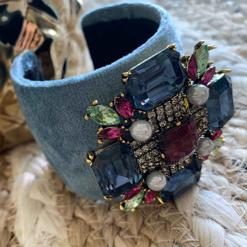 The Velvet Cuff - Blue - Nous Wanderlust Stories