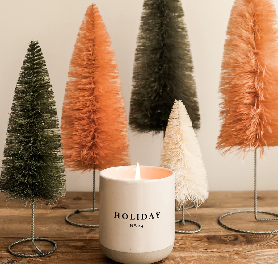 'Holiday' Soy Candle - Nous Wanderlust Stories